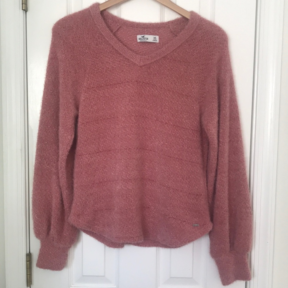 HOLLISTER PINK SWEATER